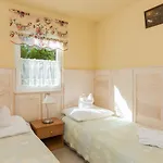 فندق Bursztyn Medical & Wellness