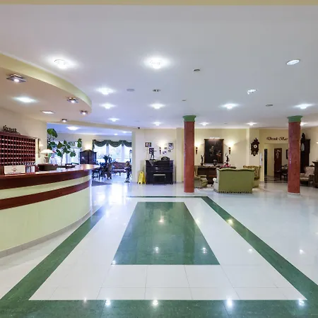 Bursztyn Medical & Wellness Hotel