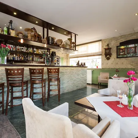 Bursztyn Medical & Wellness 4*