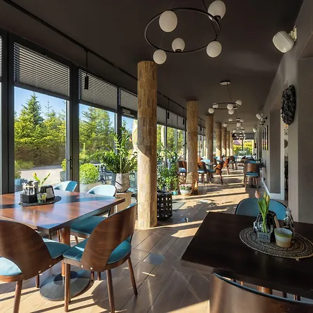 Hotel Bursztyn Medical & Wellness