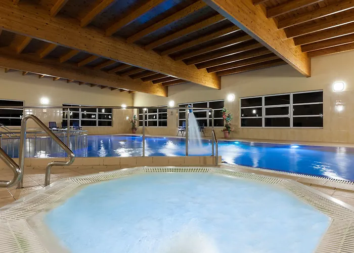 Bursztyn Medical & Wellness Hotel 4*